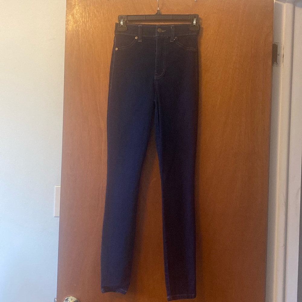 Fashion Nova Size 3 Junior Jeans.